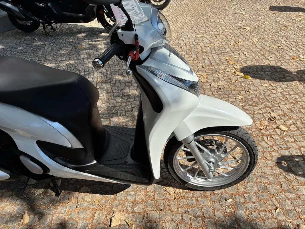 Honda SH 125 MODE - foto 5