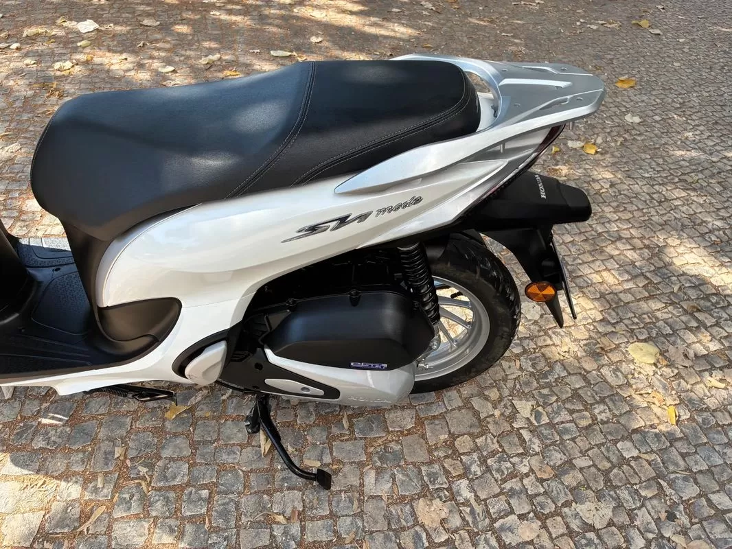 Honda SH 125 MODE - foto 7