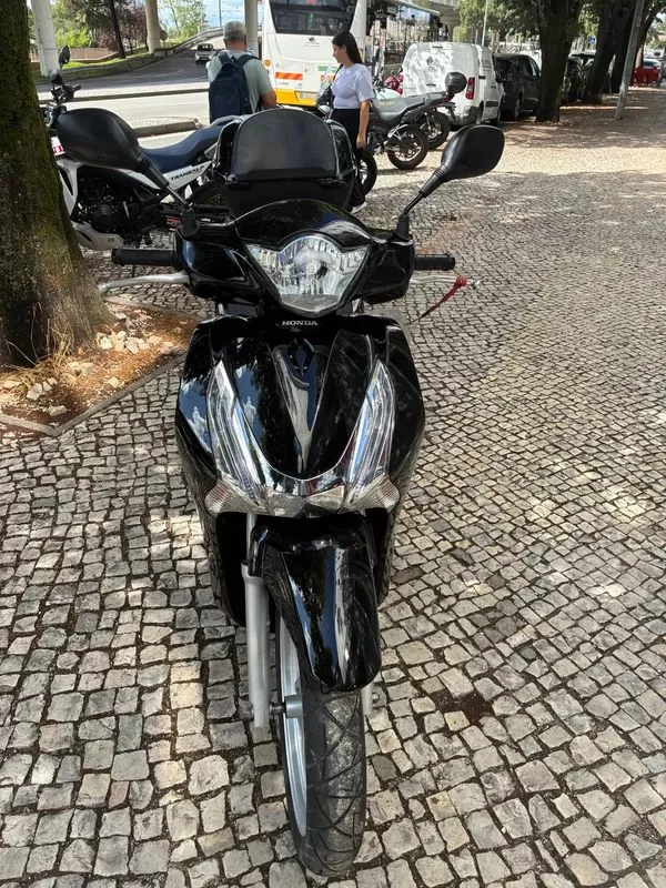 Honda SH 125 I - foto 2