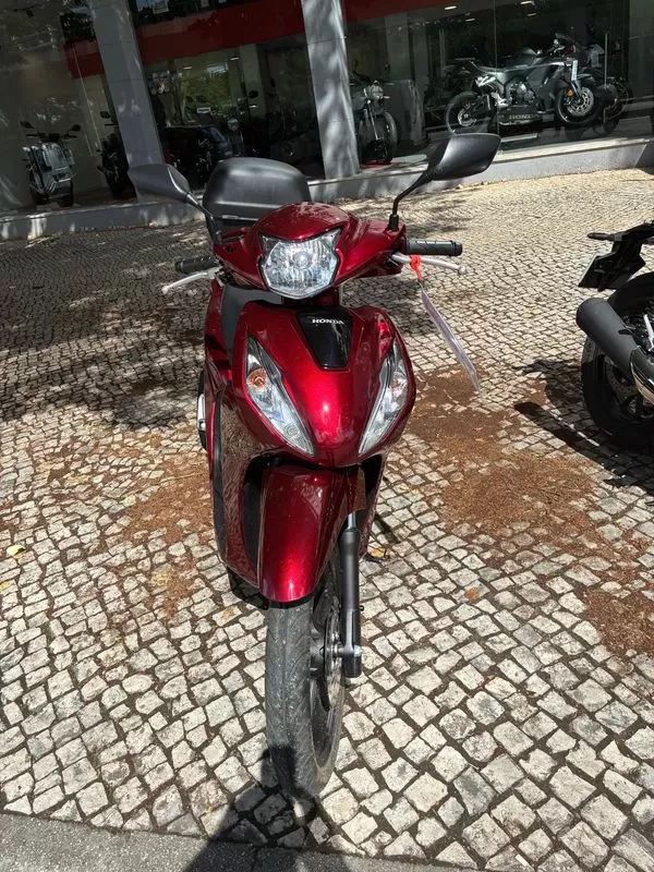 Honda Vision NSC 110 - foto 2