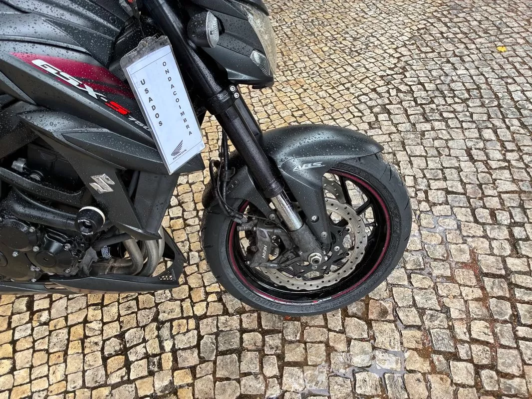 Suzuki GSX  750 S - foto 5