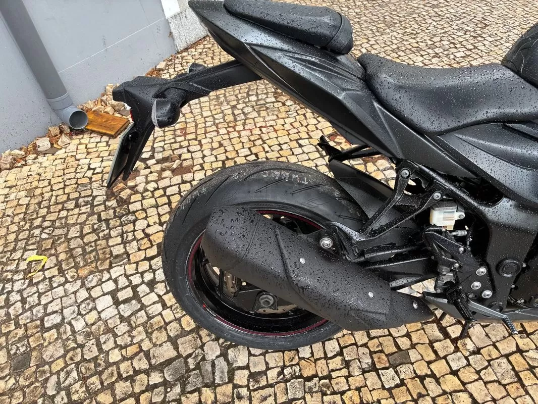 Suzuki GSX  750 S - foto 8