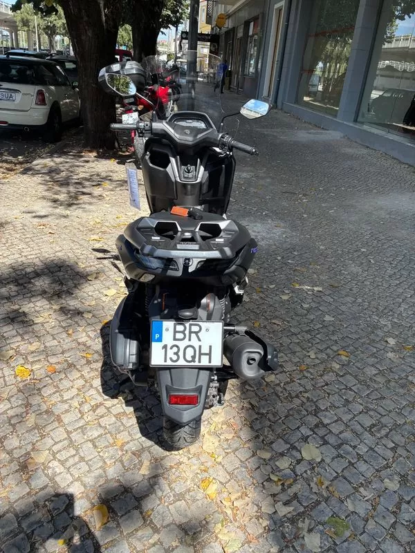 Yamaha NMAX - foto 4