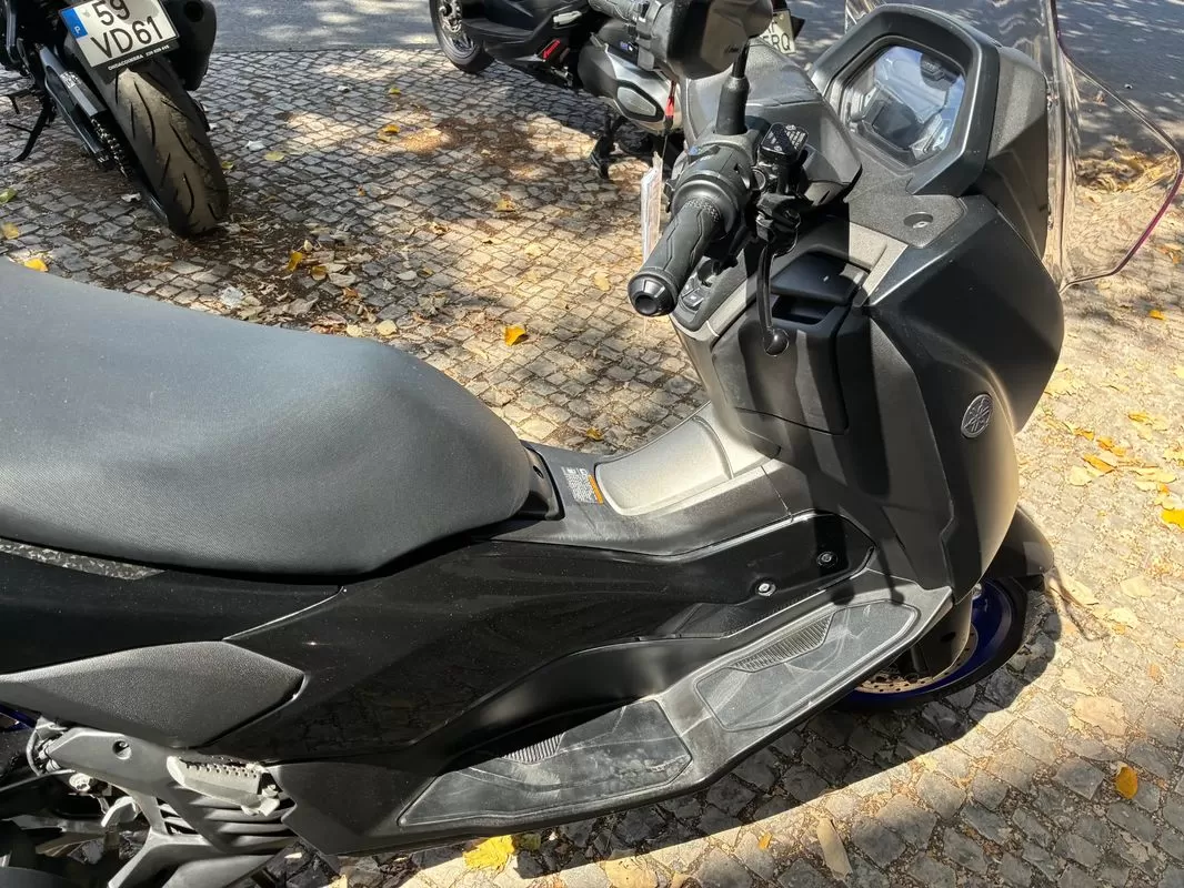 Yamaha NMAX - foto 6