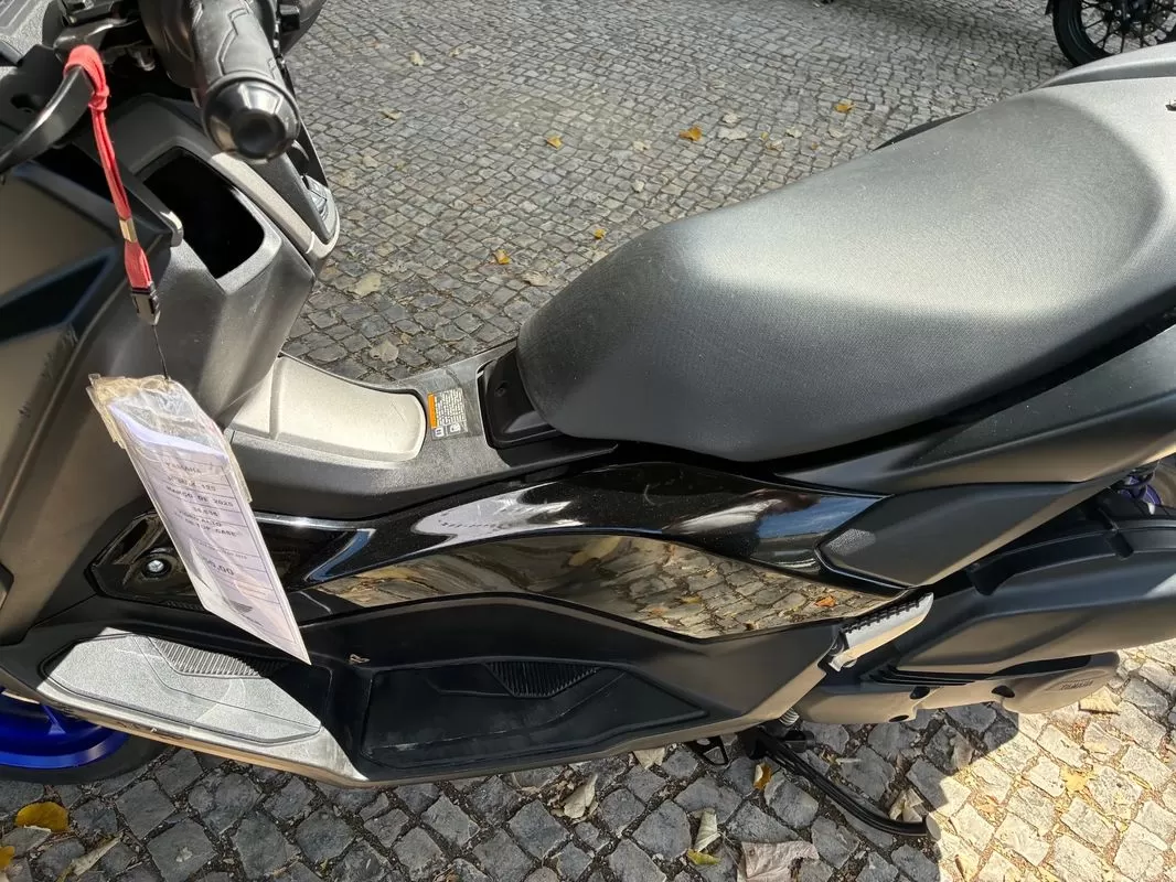 Yamaha NMAX - foto 8