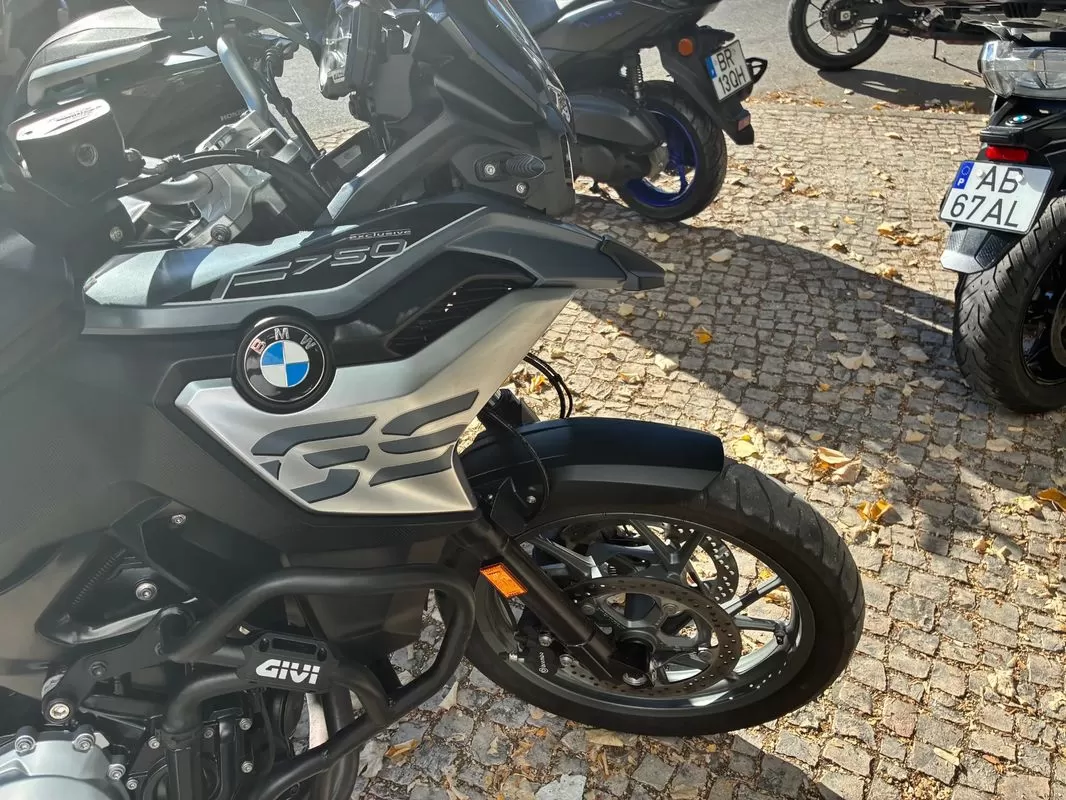 BMW - foto 8