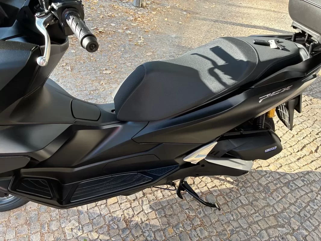 Honda PCX125 DX - foto 8