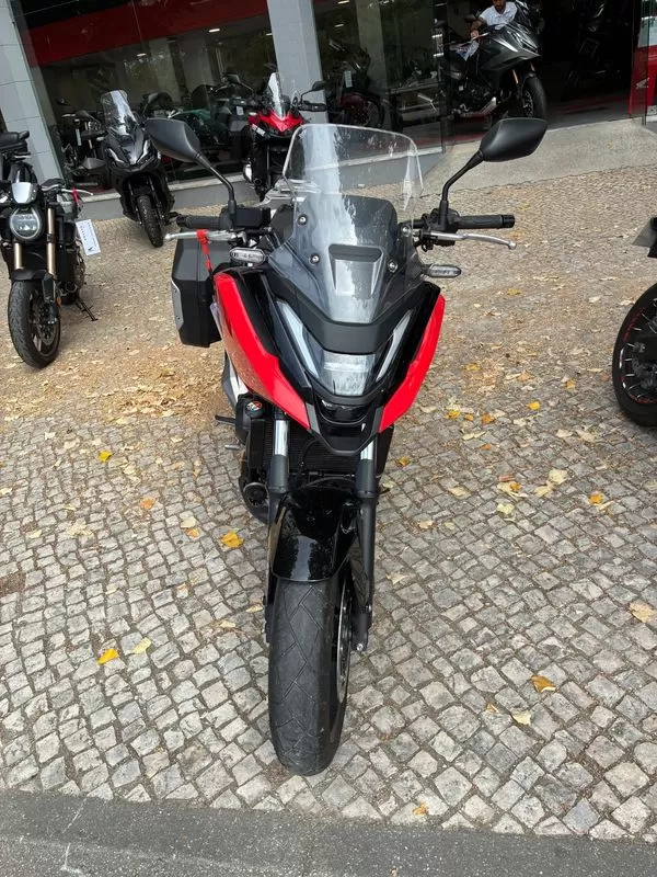Honda NC750X - foto 2