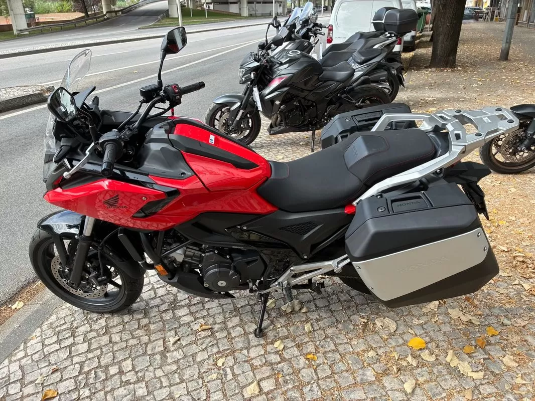 Honda NC750X - foto 3