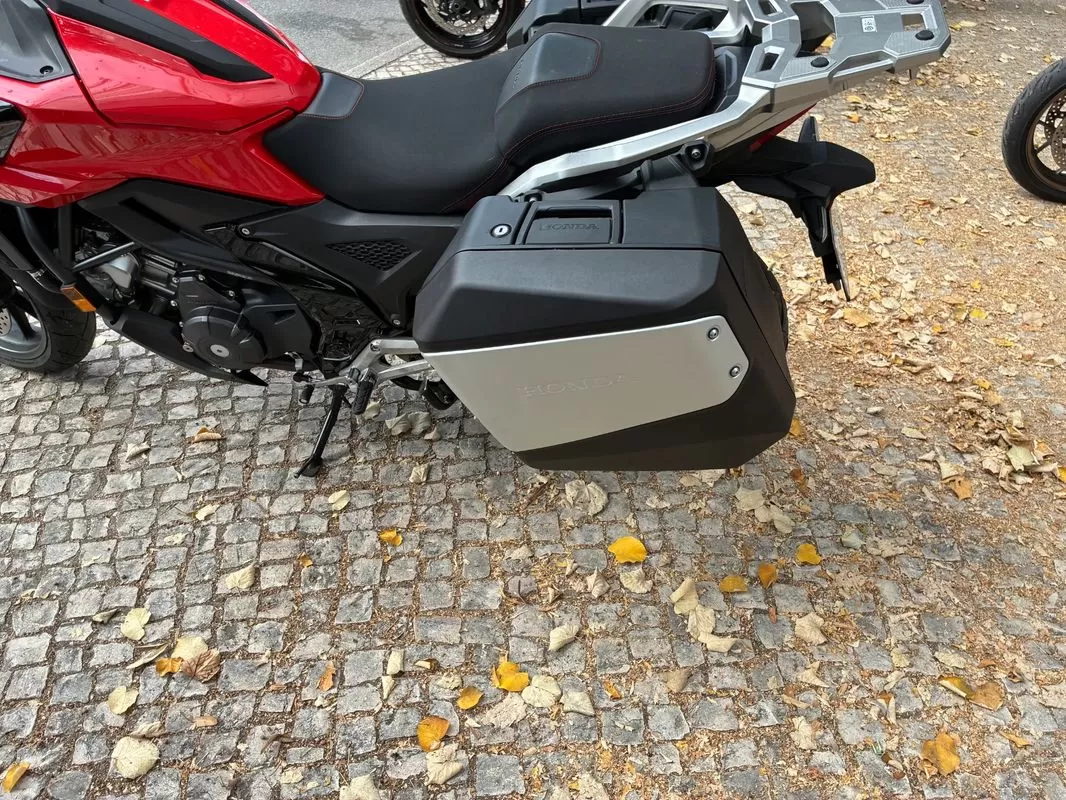 Honda NC750X - foto 5