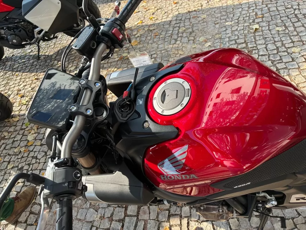 Honda CB 650 RAC E-CLUTCH - foto 8