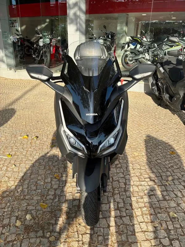 Honda Forza 125 IA - foto 2