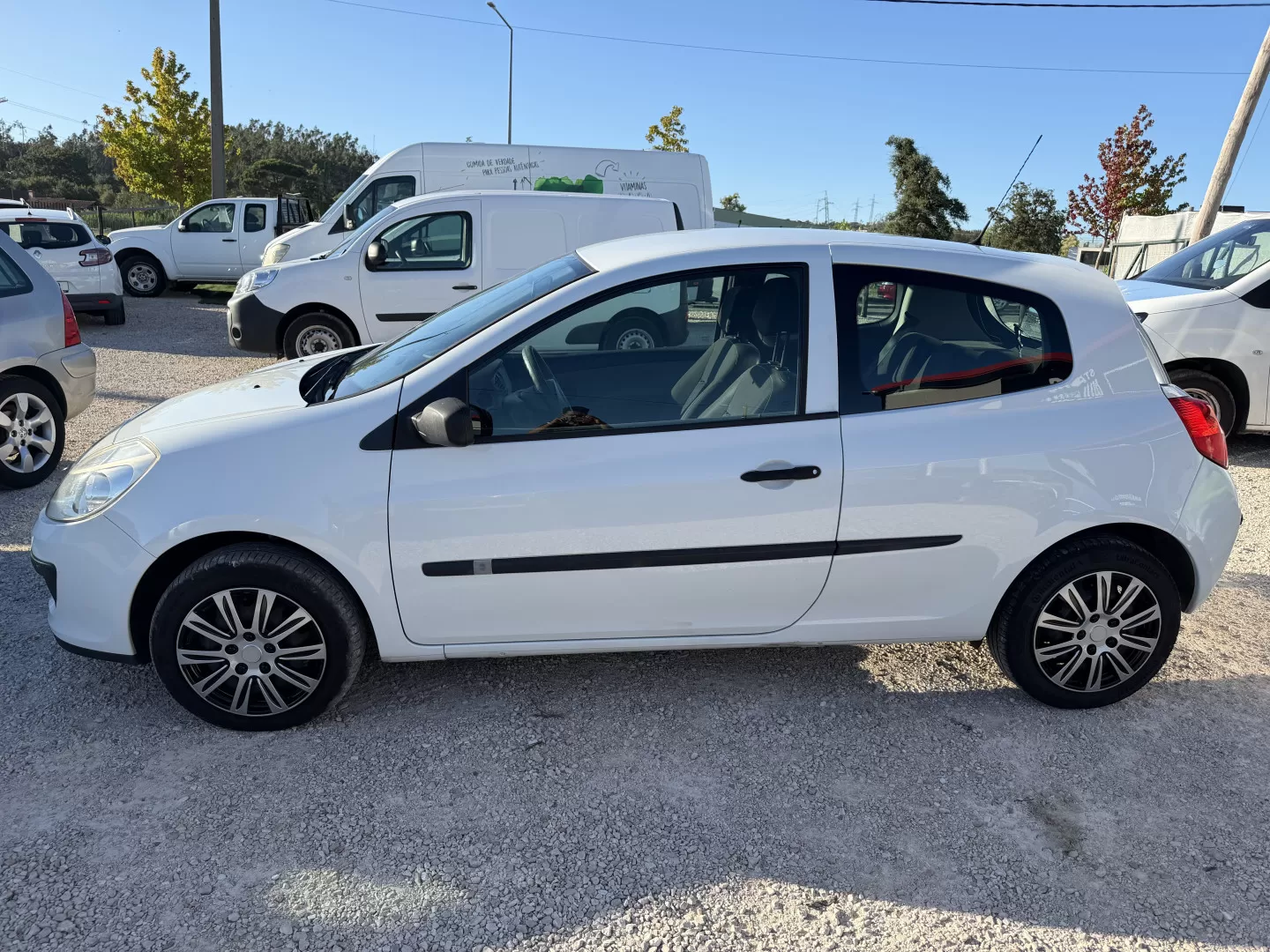 Renault Clio III 1.2 16V Pack - foto 4