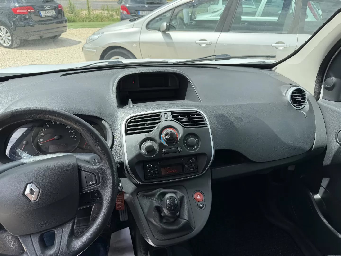 Renault Kangoo 1.5 DCI LONGA - foto 8
