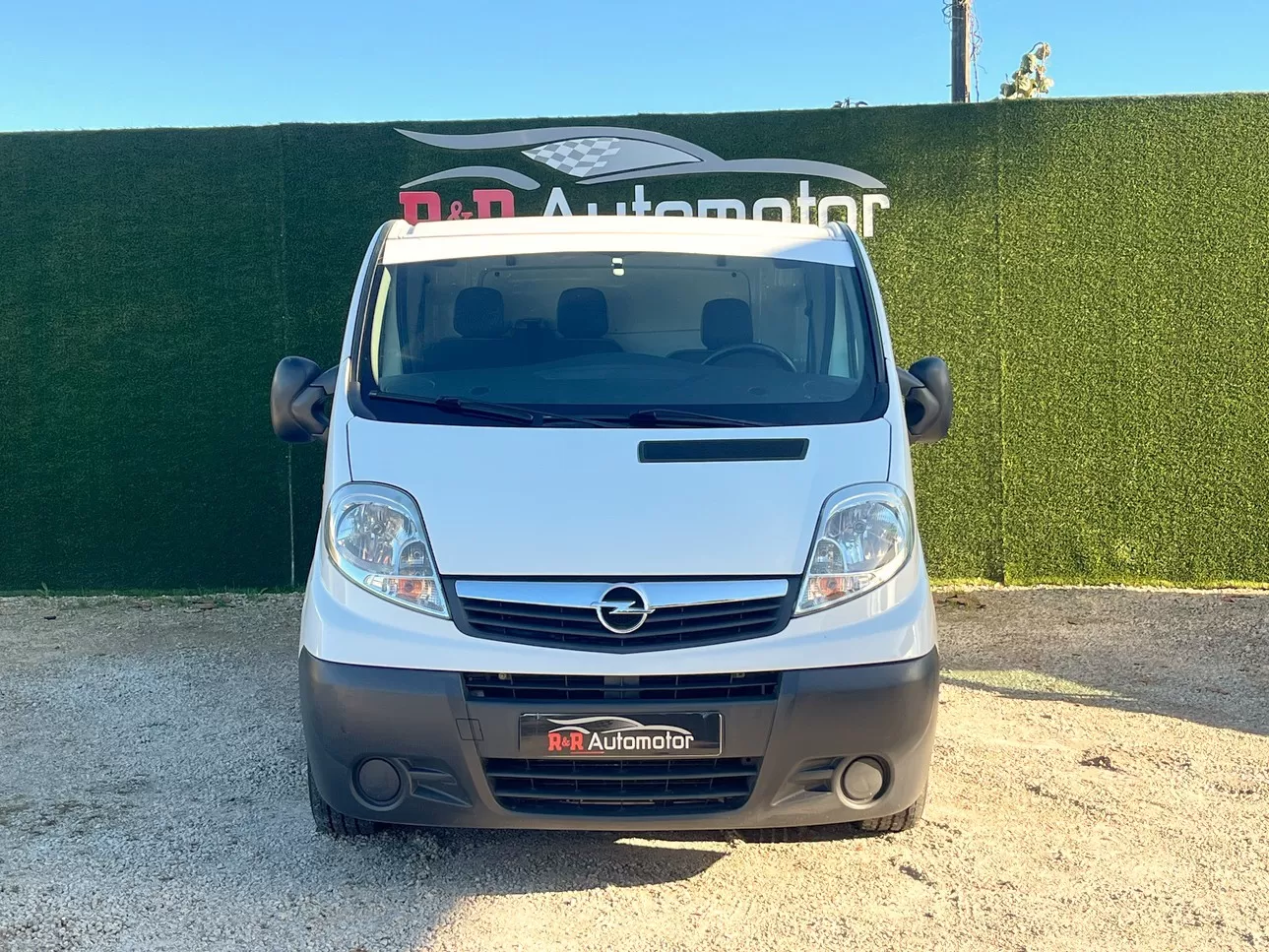 Opel  VIVARO 2.0D c/FRIO DE CONSERVAÇÃO - foto 4