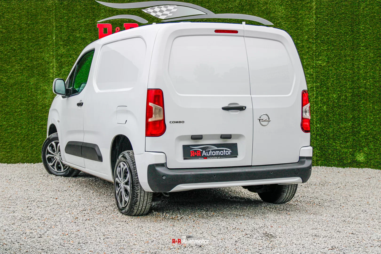 Opel  Combo 1.5 CDTi L1H1 - 3 LUGARES - foto 2