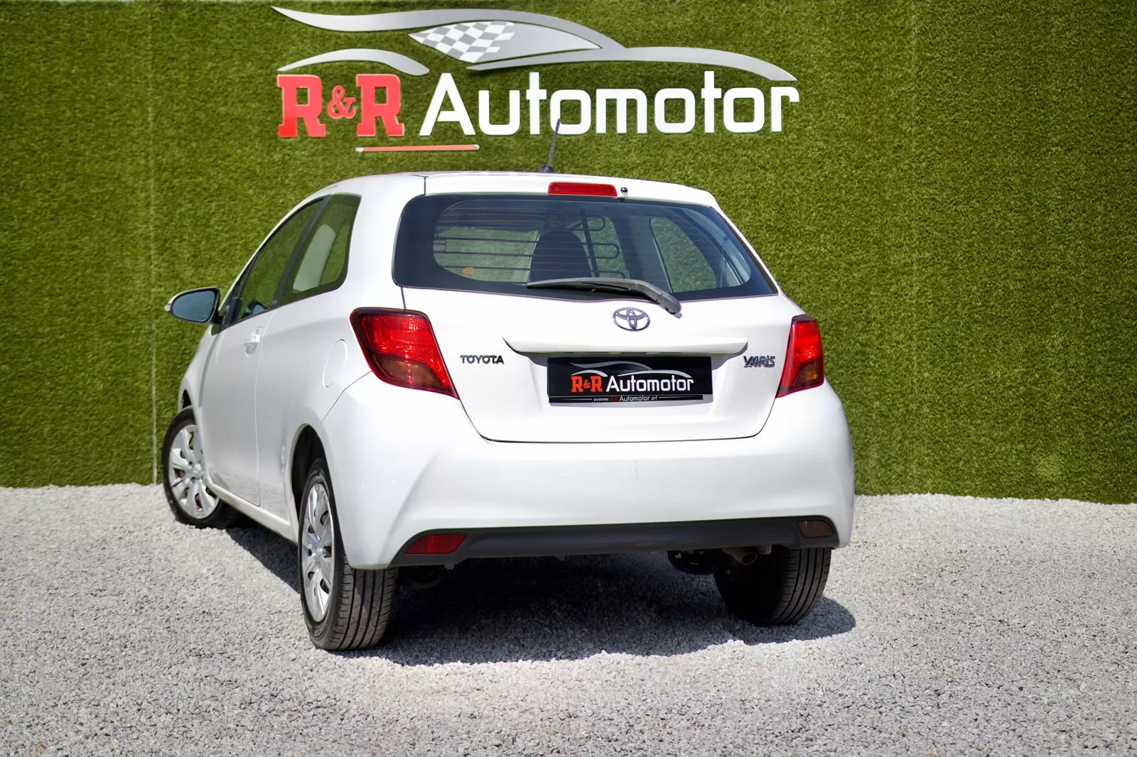 Toyota  Yaris 1.4D-4D Comfort Van - foto 2