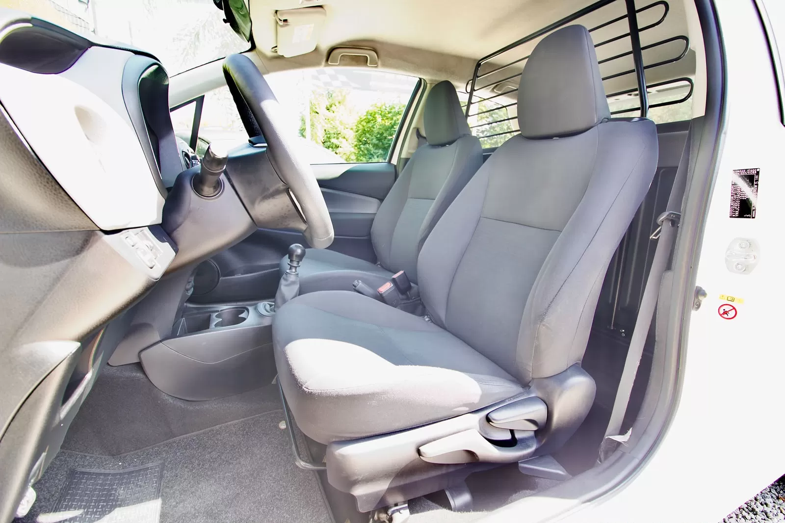 Toyota  Yaris 1.4D-4D Comfort Van - foto 8