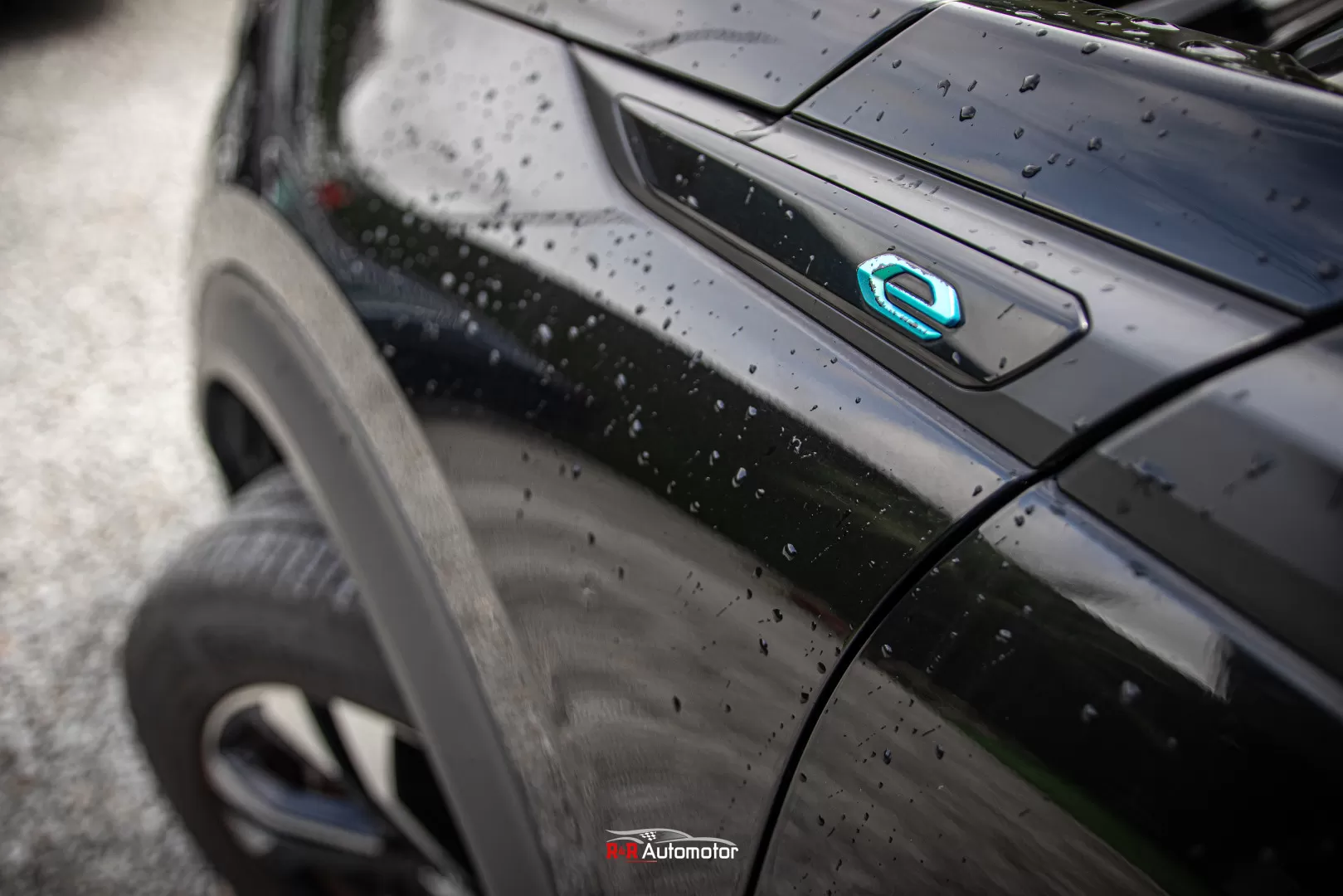 Peugeot e-2008 50 kWh GT - foto 6