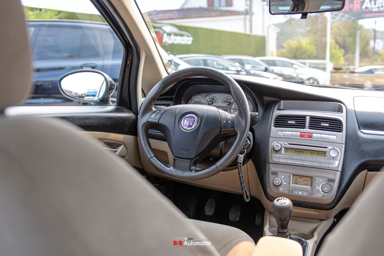 Fiat Linea 1.3 M-Jet Emotion - foto 8