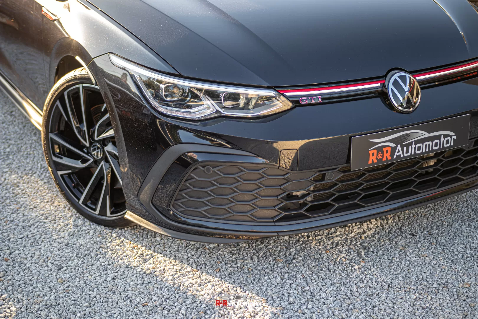 VW Golf 2.0 TSI GTI DSG Performance - foto 7