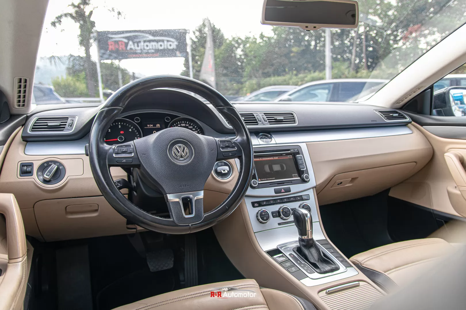 VW Passat CC 2.0 TDi BlueMotion DSG - foto 3