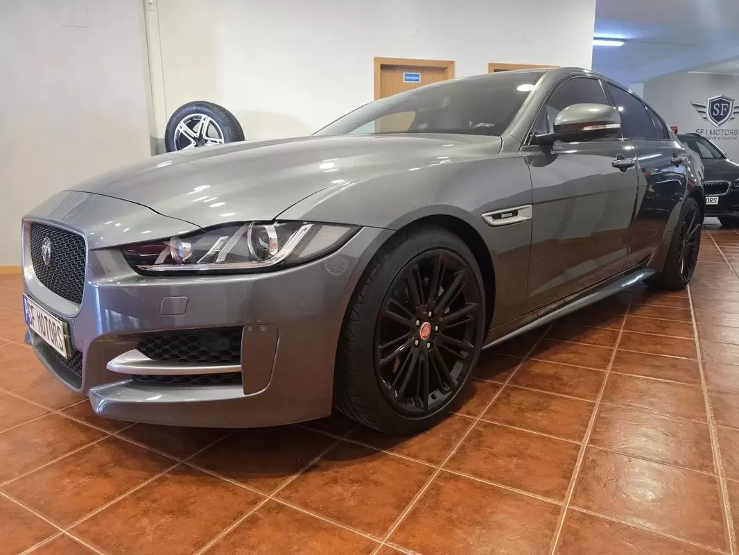 Jaguar XE 2.0 D R-Sport Aut. - foto 6