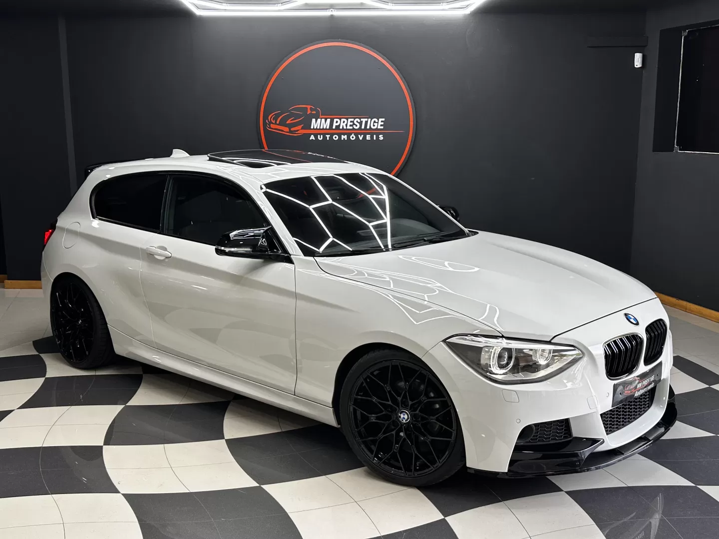 BMW 120 d Pack M - foto 6