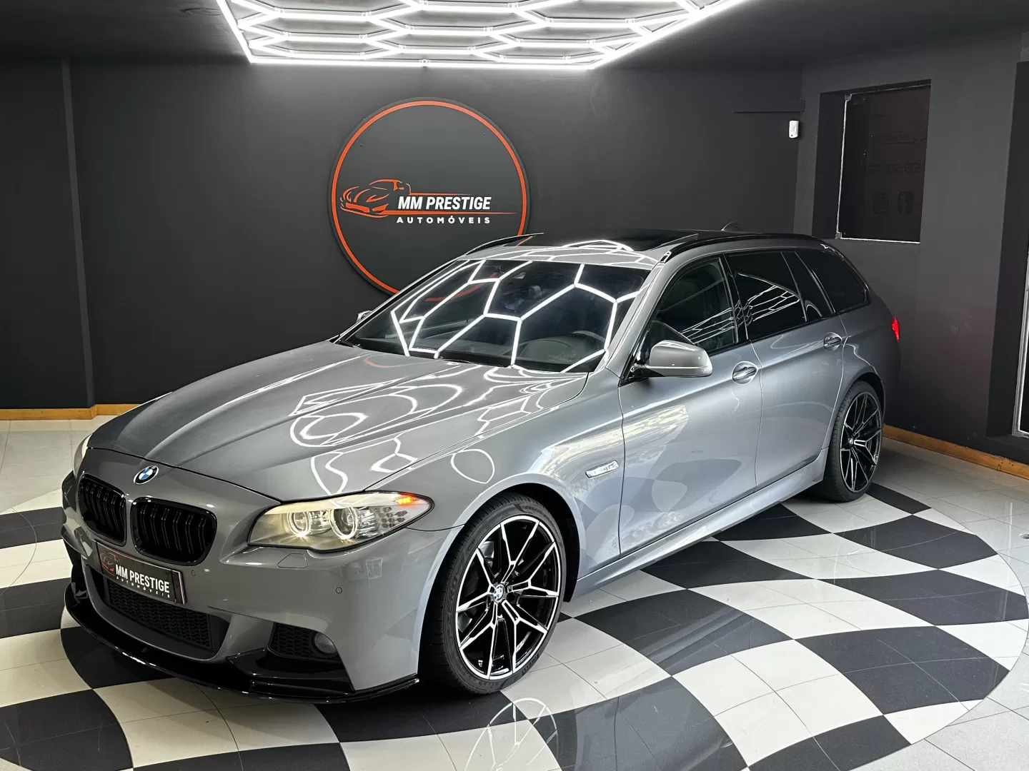 BMW 520 d Pack M Auto - foto 2