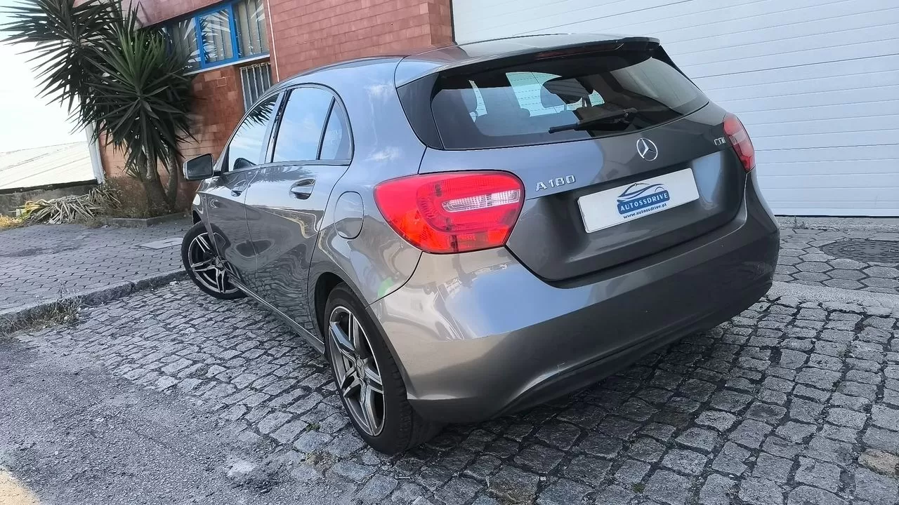 Mercedes-Benz A 180 CDI BlueEFFICIENCY - foto 2