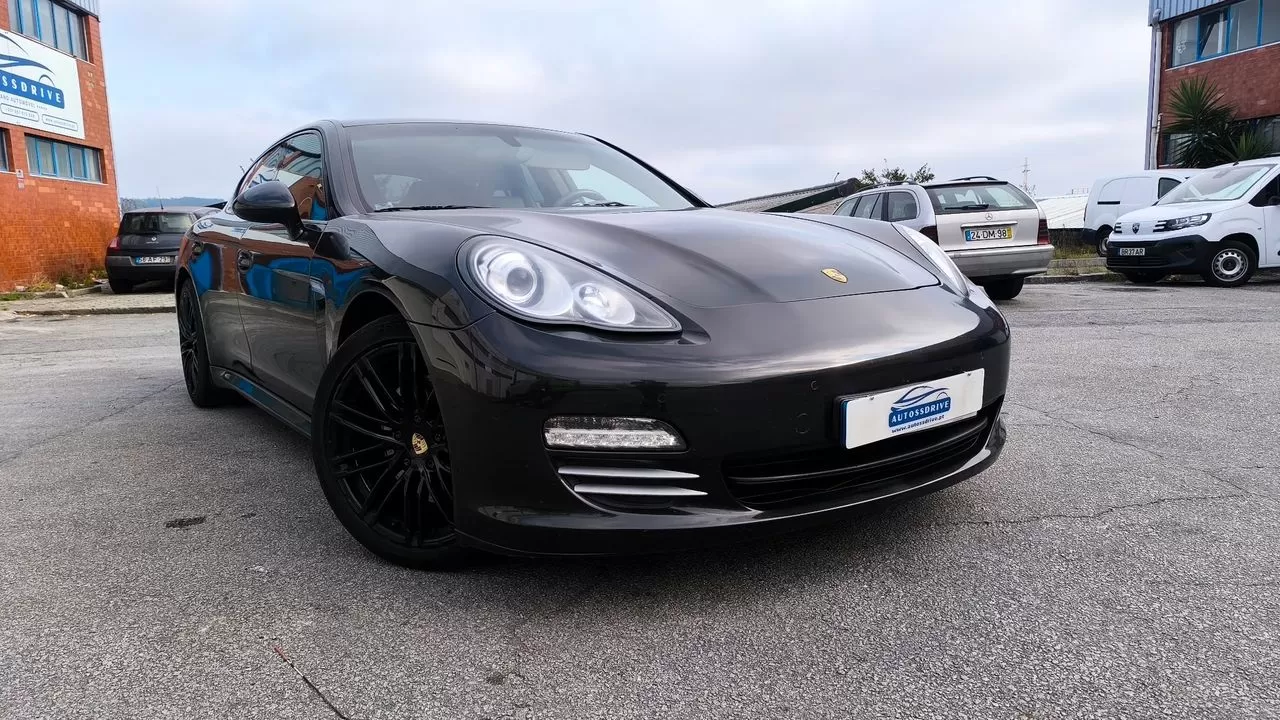 Porsche Panamera 4 Platinum Edition PDK - foto 2
