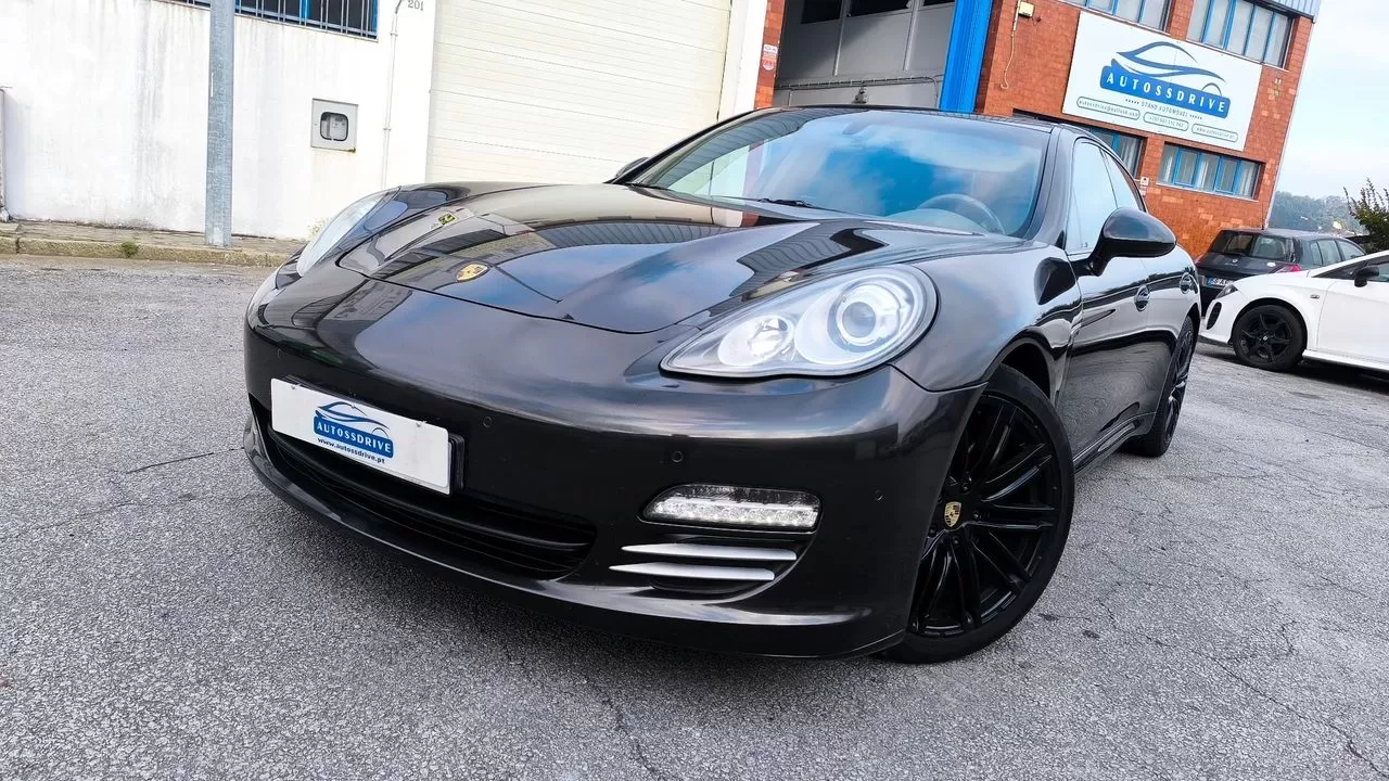 Porsche Panamera 4 Platinum Edition PDK - foto 5