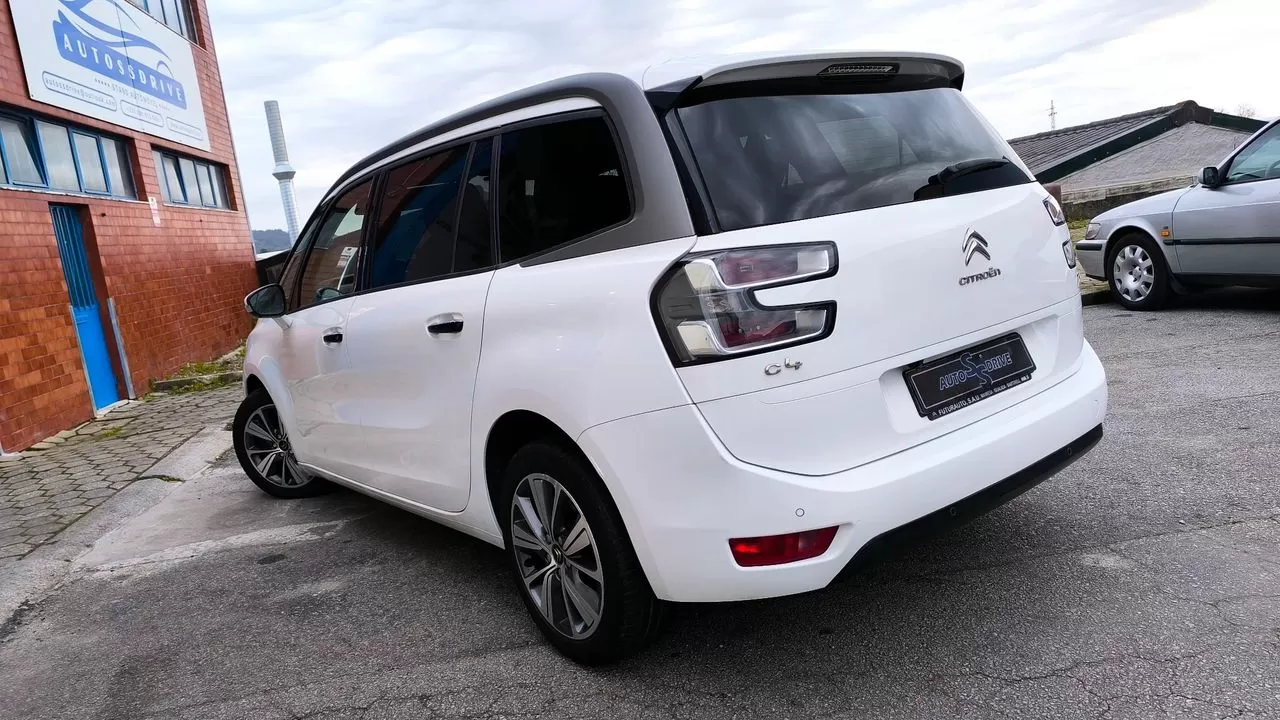Citroën C4 Grand Picasso 1.6 BlueHDi Exclusive EAT6 - foto 4