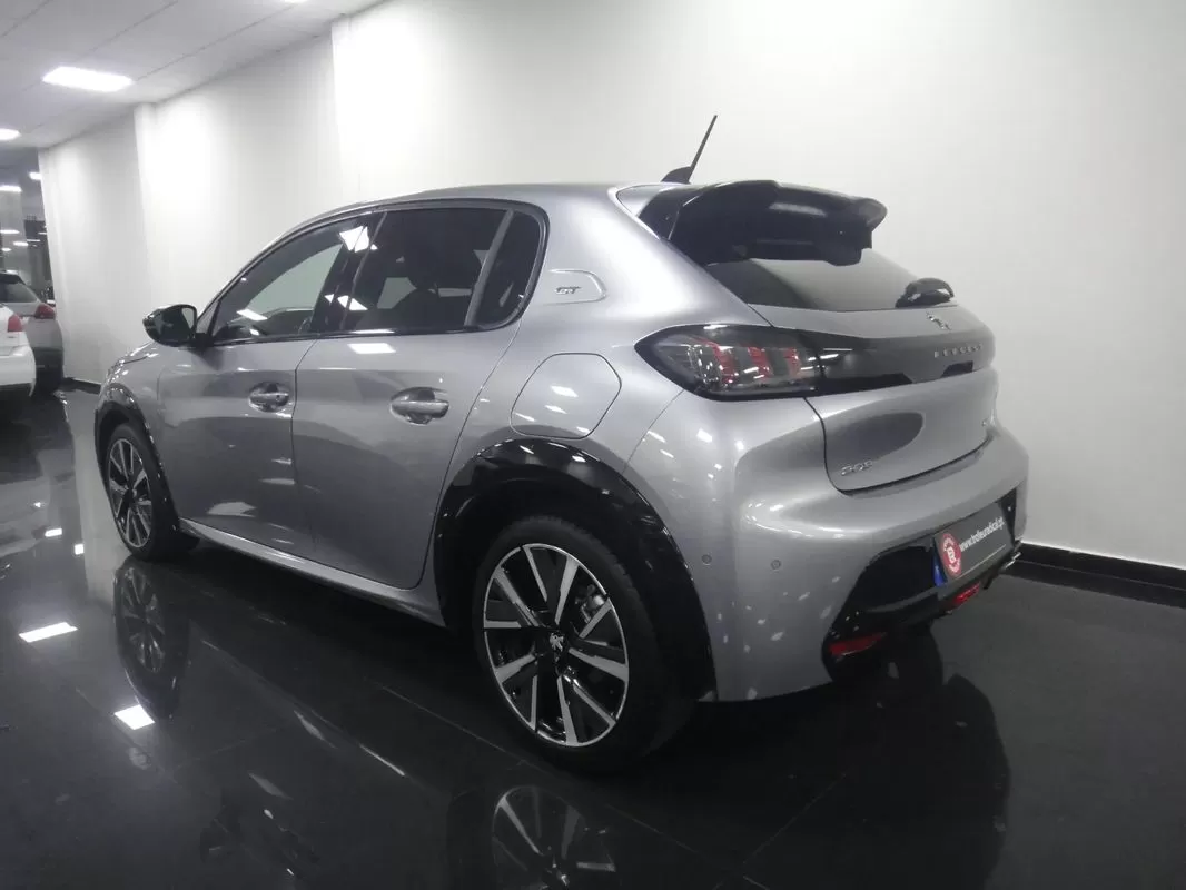 Peugeot 208  Puretech 130 Eat8 Gt Pack - foto 5