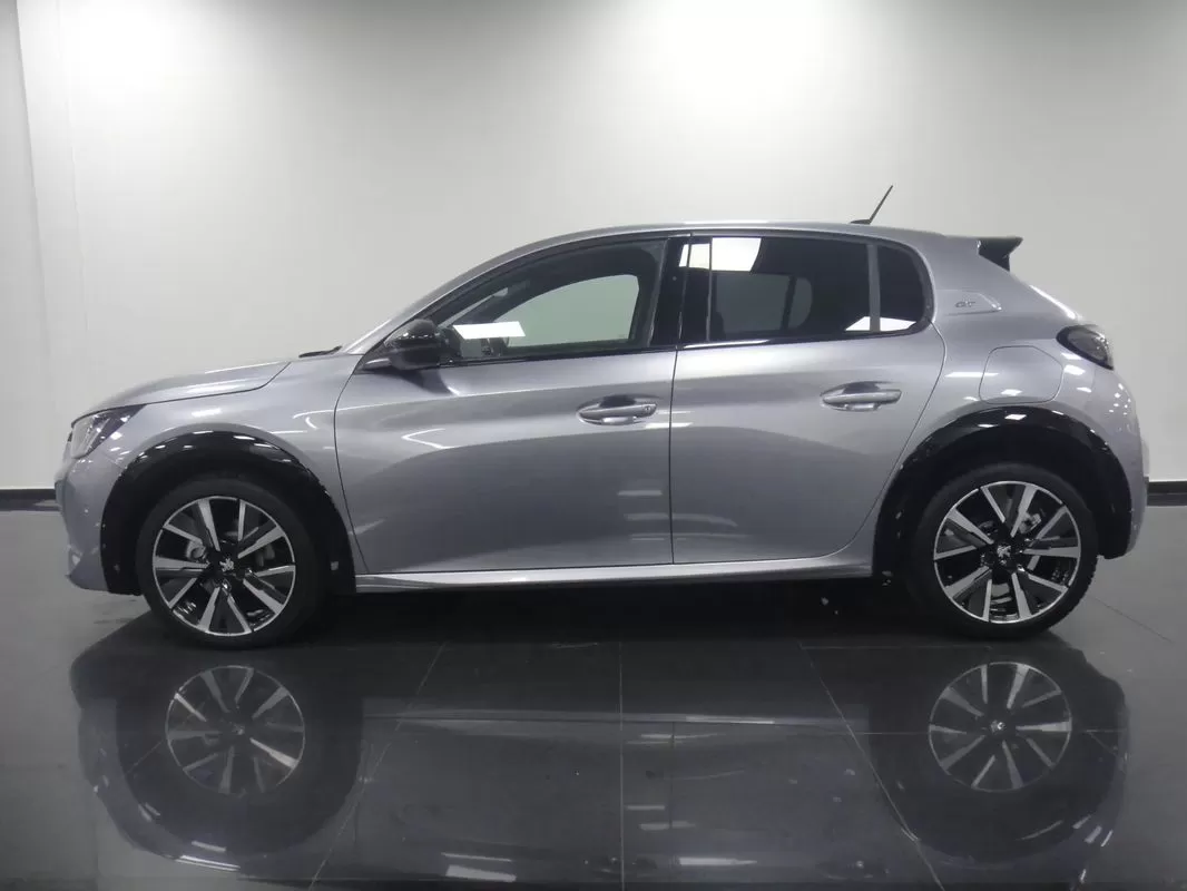 Peugeot 208  Puretech 130 Eat8 Gt Pack - foto 4