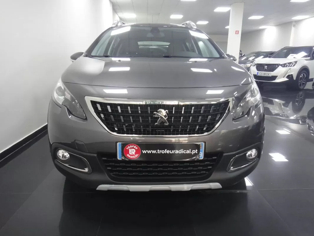 Peugeot 2008  Puretech 110 Stop Start Eat6 Allure - foto 3
