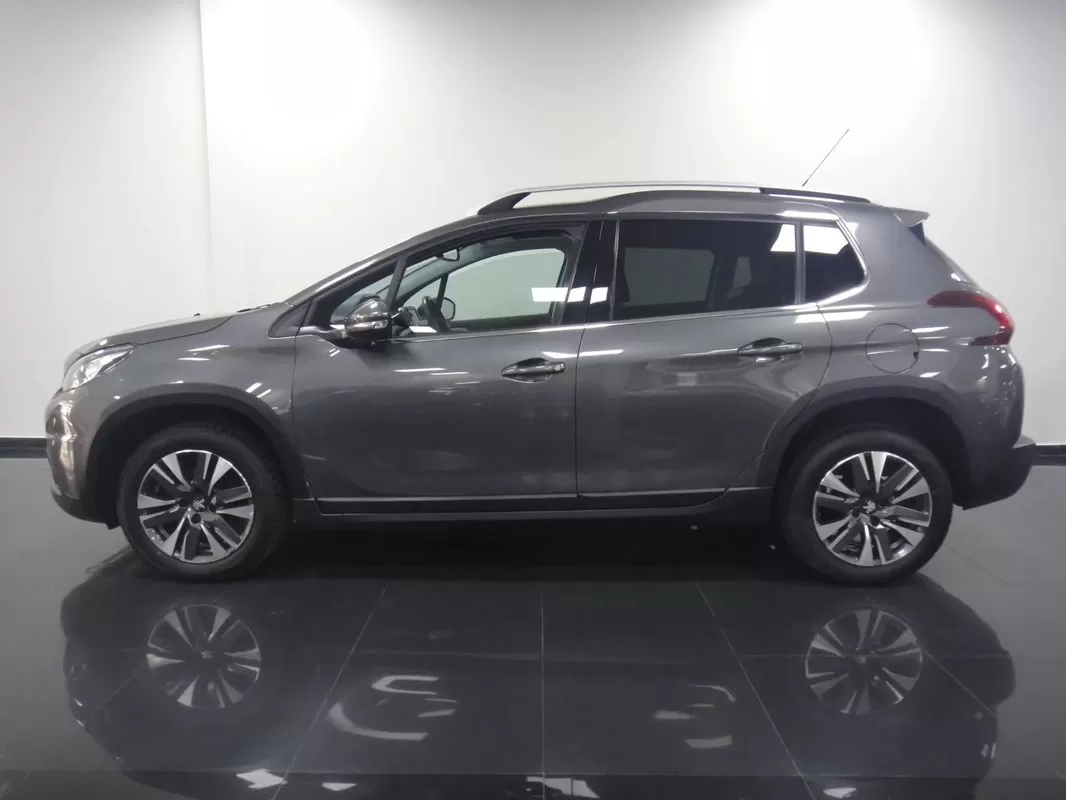 Peugeot 2008  Puretech 110 Stop Start Eat6 Allure - foto 5