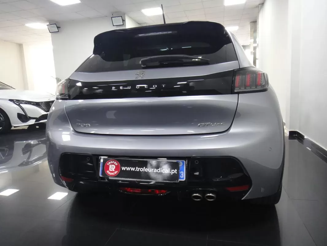 Peugeot 208  Puretech 130 Eat8 Gt - foto 6