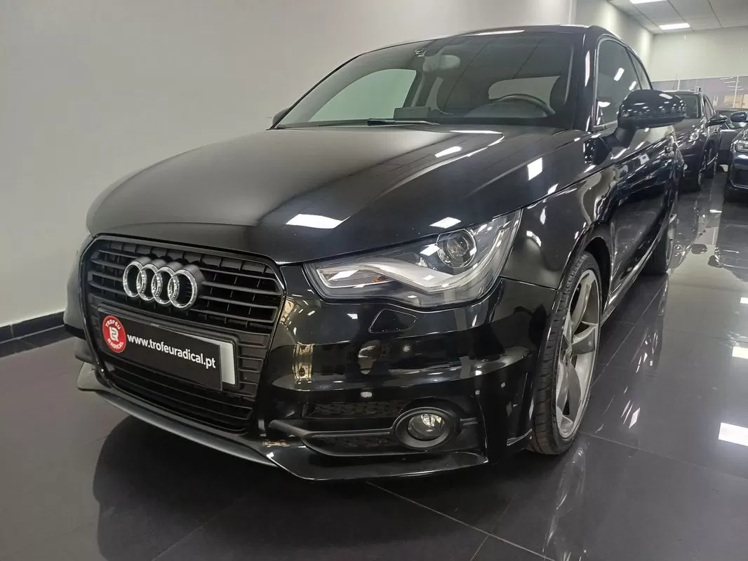 Audi A1  1 6 Tdi S Line Edition - foto 5