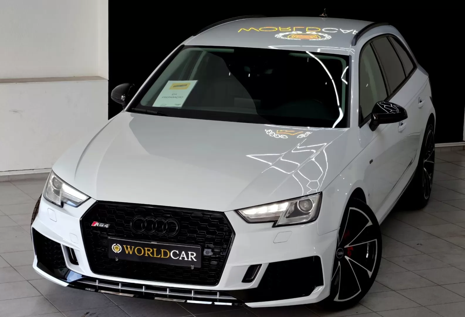 Audi A4 Avant 2.0 TDi S-line LOOK RS4 - foto 5
