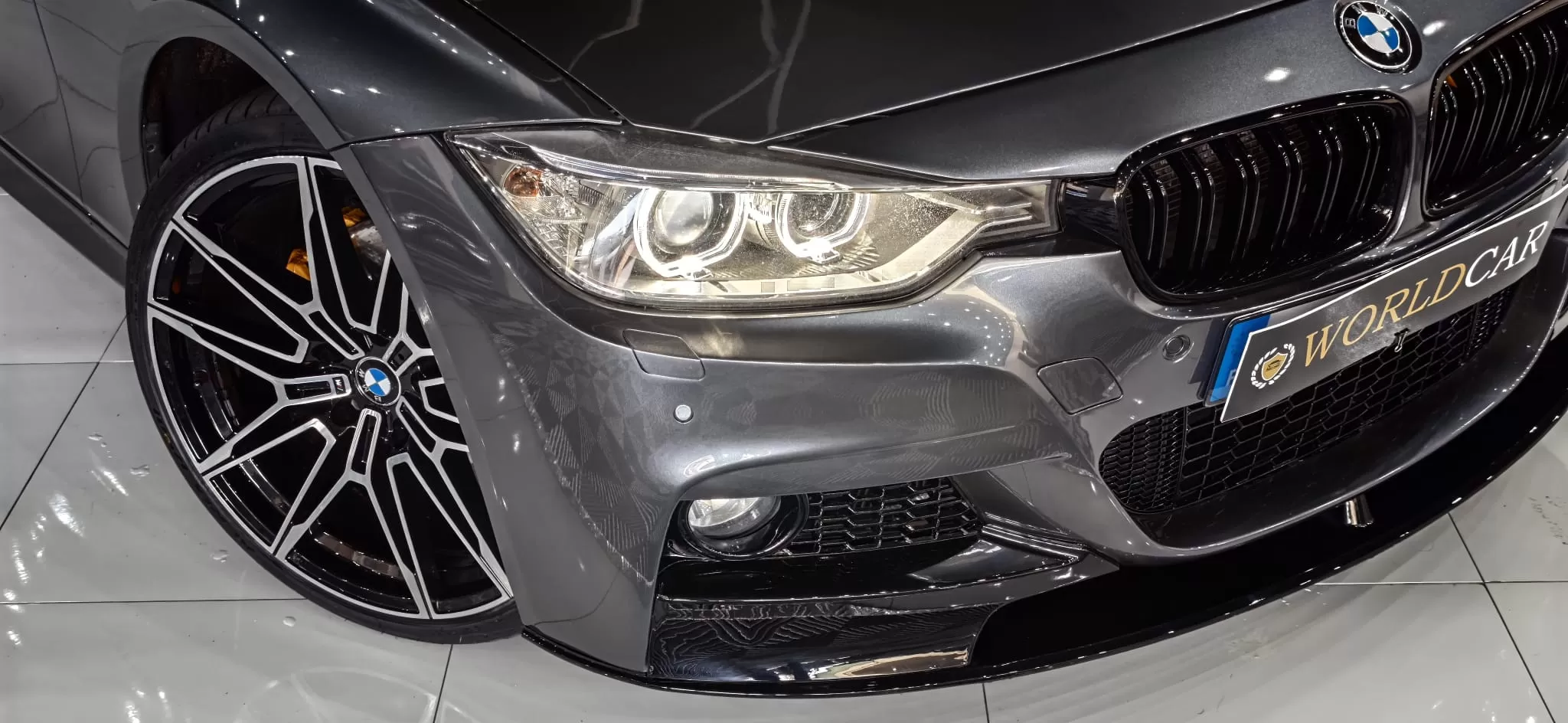 BMW 320 d Pack M Auto Luxury Line - foto 3