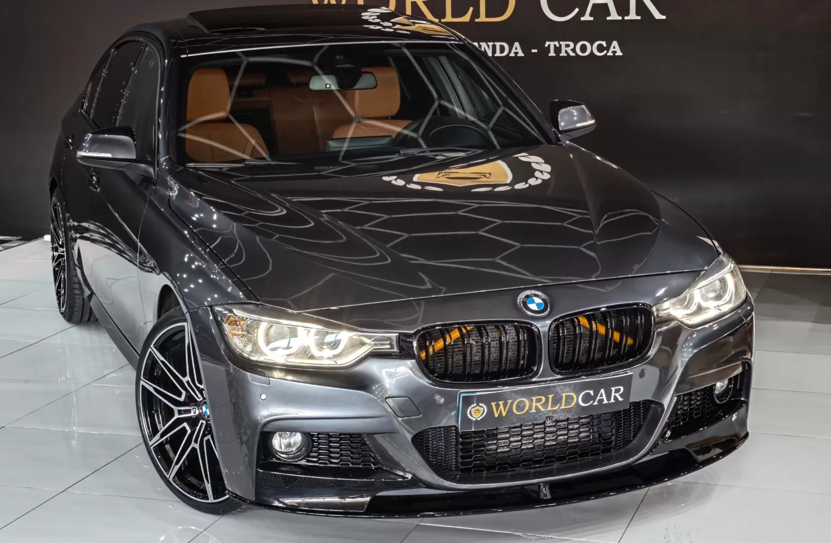 BMW 320 d Pack M Auto Luxury Line - foto 4