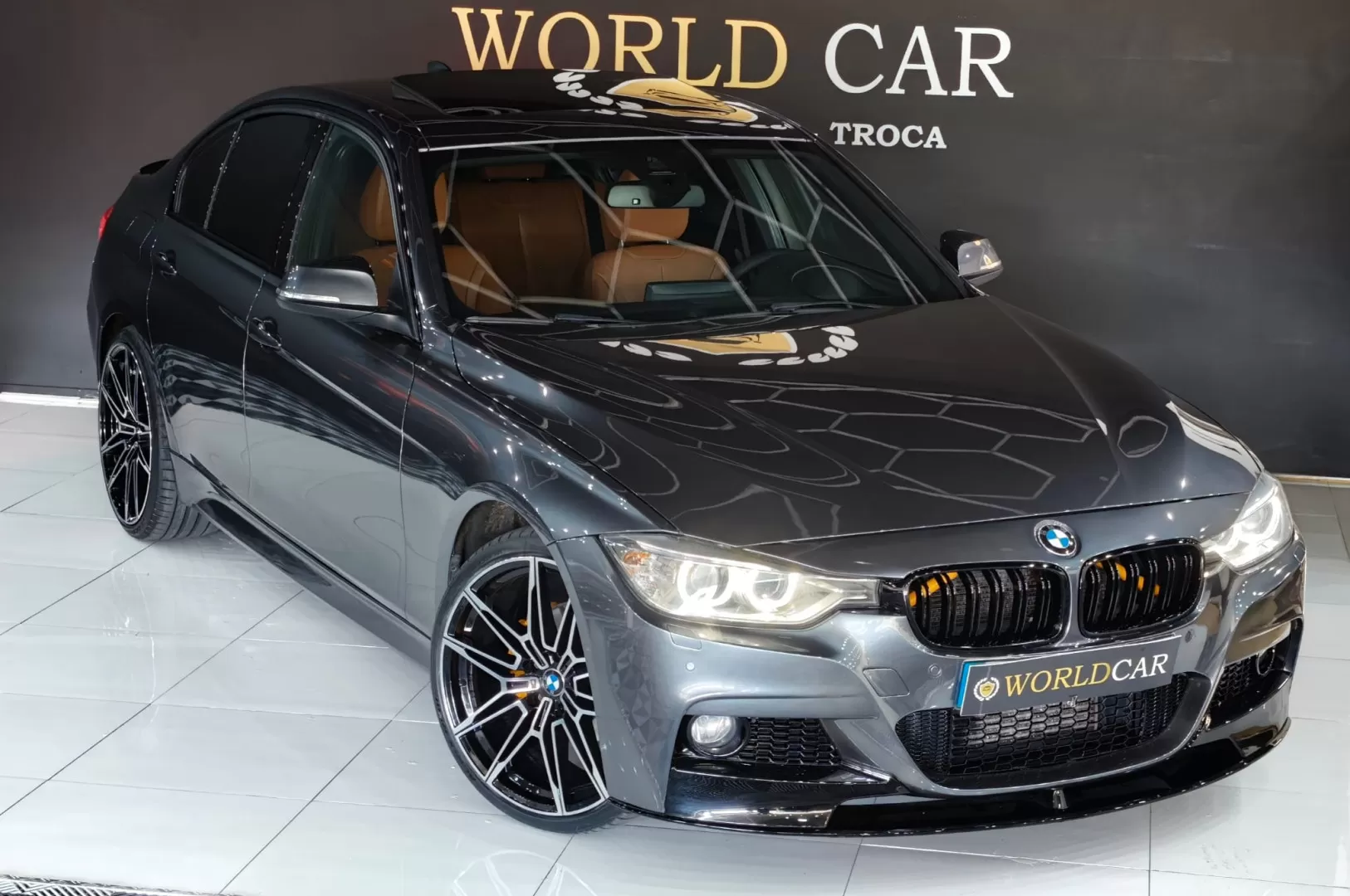 BMW 320 d Pack M Auto Luxury Line - foto 5