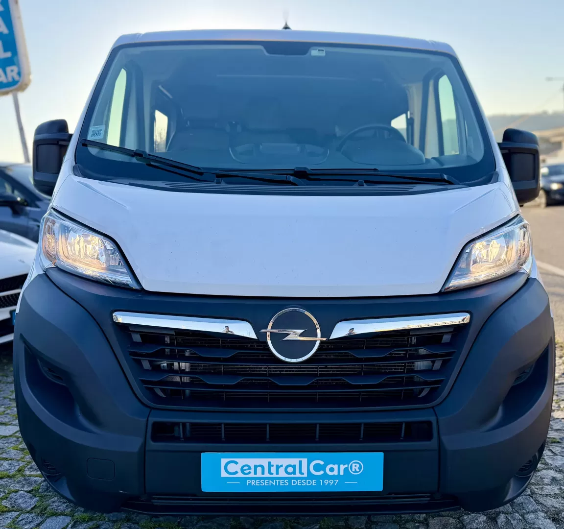 Opel  Movano 2.2D 3.3T L2 H1 165Cv | 9 LUGARES - foto 3
