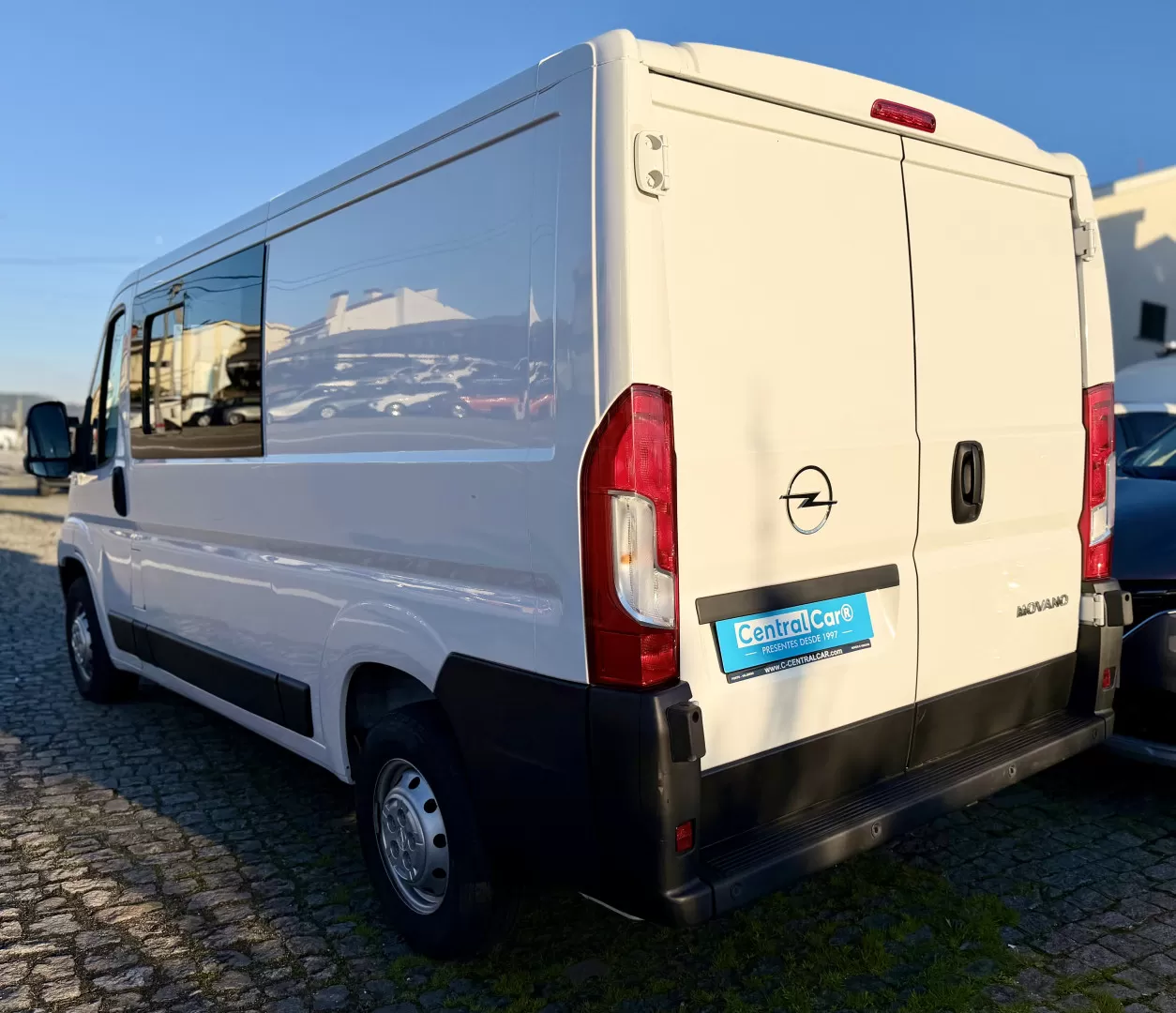 Opel  Movano 2.2D 3.3T L2 H1 165Cv | 9 LUGARES - foto 5