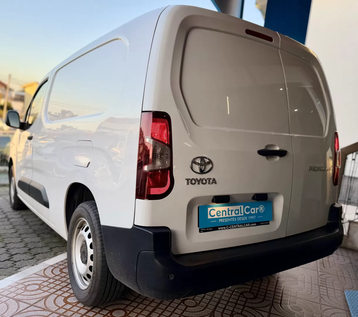 Toyota  Proace City 1.5 D Confort L2 100Cv | IVA DEDUTÍVEL - foto 7