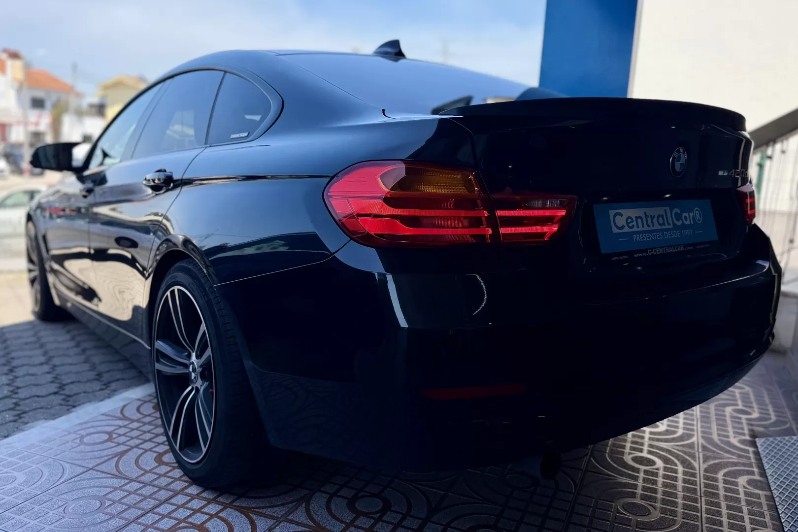 BMW 420 Gran Coupé 2.0 D Pack M Auto 184Cv | GPS | CÂMARA | TETO | PELE - foto 7