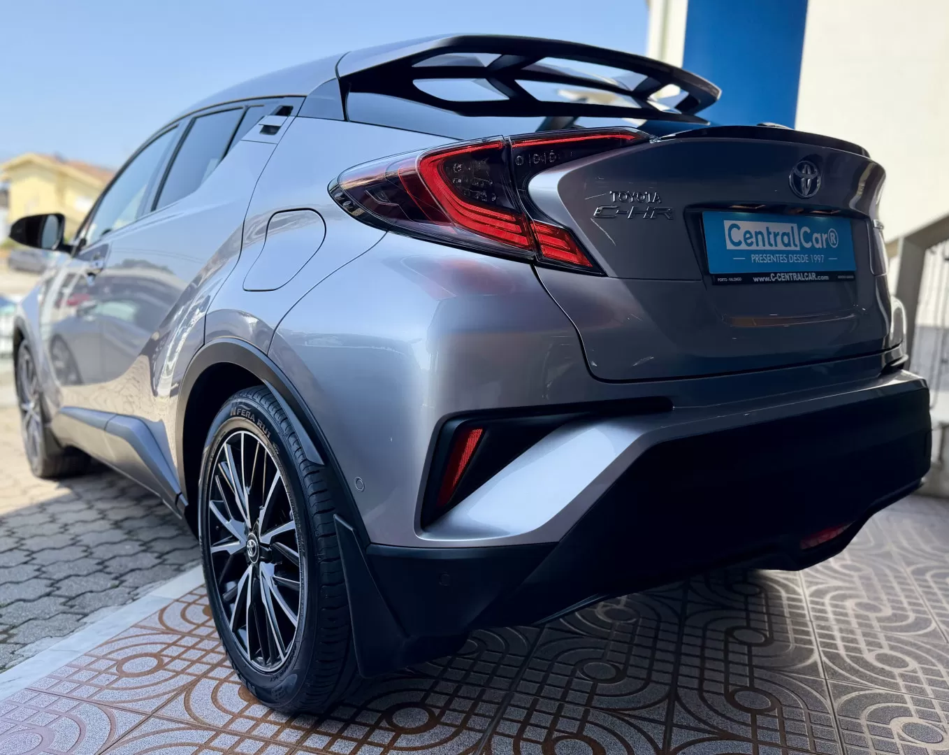 Toyota C-HR 1.8 Hybrid Exclusive 122Cv | GPS | CÂMARA - foto 7