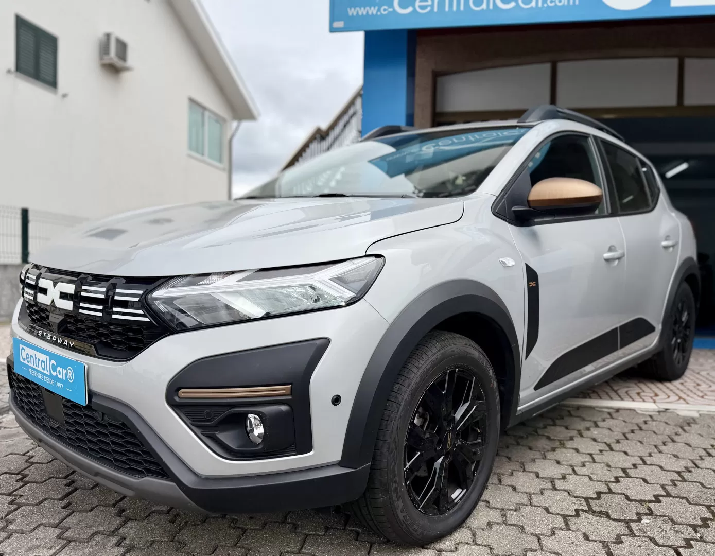 Dacia Sandero 1.0 ECO-G Stepway Extreme Bi-Fuel 101Cv | CÂMARA | CARPLAY | TETO - foto 5
