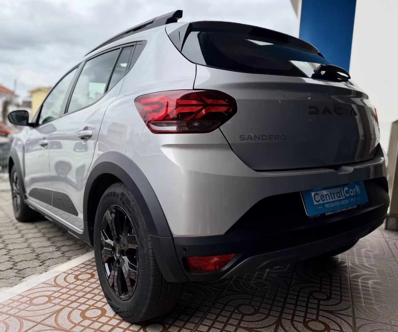 Dacia Sandero 1.0 ECO-G Stepway Extreme Bi-Fuel 101Cv | CÂMARA | CARPLAY | TETO - foto 7